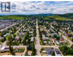 514 & 526 Windsor Avenue Nw, Diamond Valley, AB T0L2A0 Photo 17