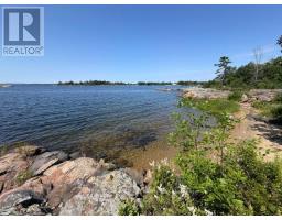377 Macey Bay Road, Georgian Bay, ON L0K1S0 Photo 13
