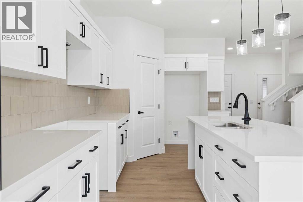 52 Heritage Manor - 8