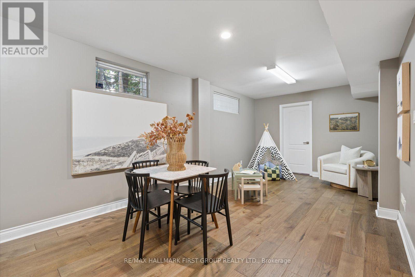 1779 WOODVIEW AVENUE - 26