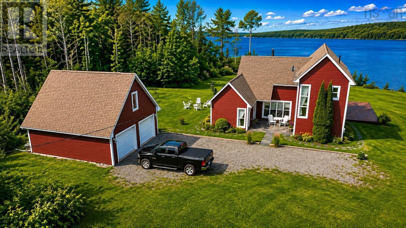 Property 35 of 47 of 4297 West Bay Rd