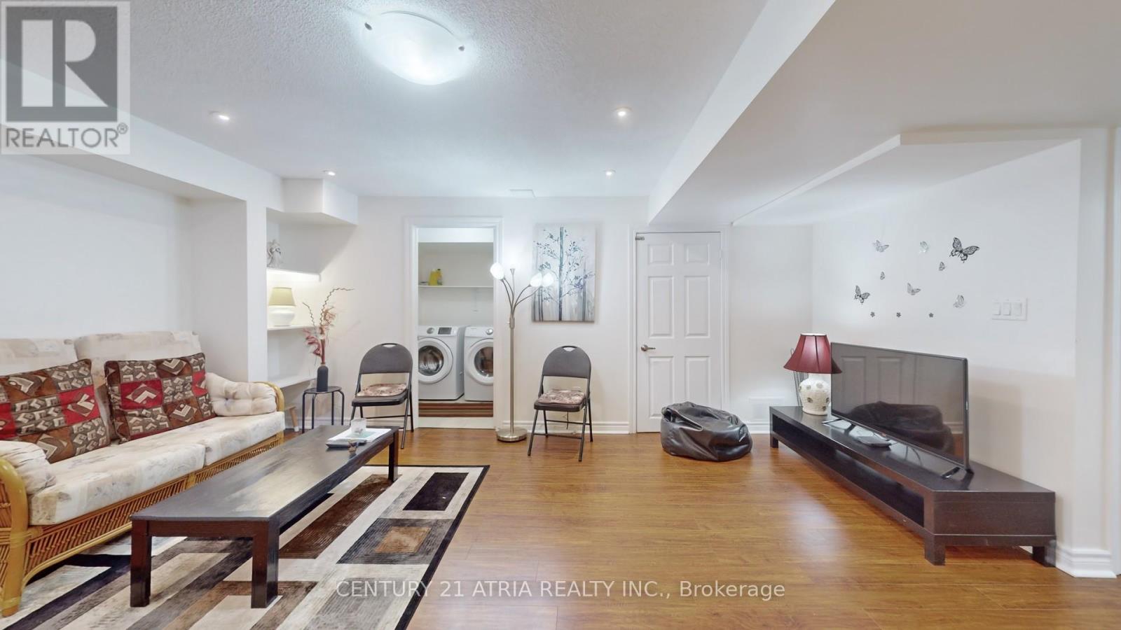 69 DIAMOND JUBILEE DRIVE - Image 31