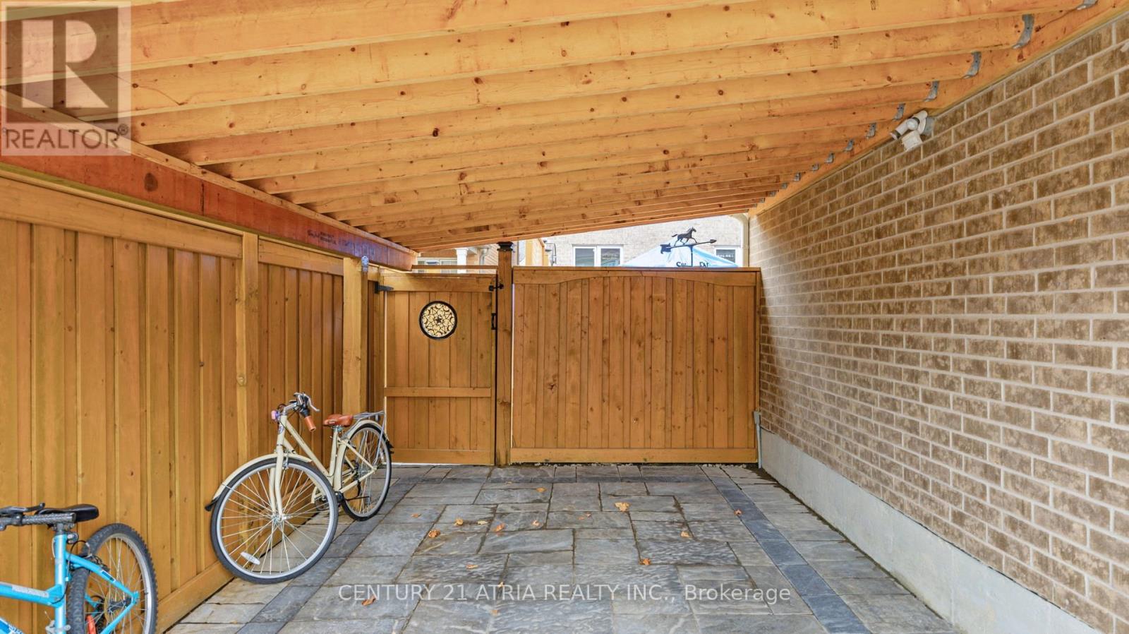 69 DIAMOND JUBILEE DRIVE - Image 35