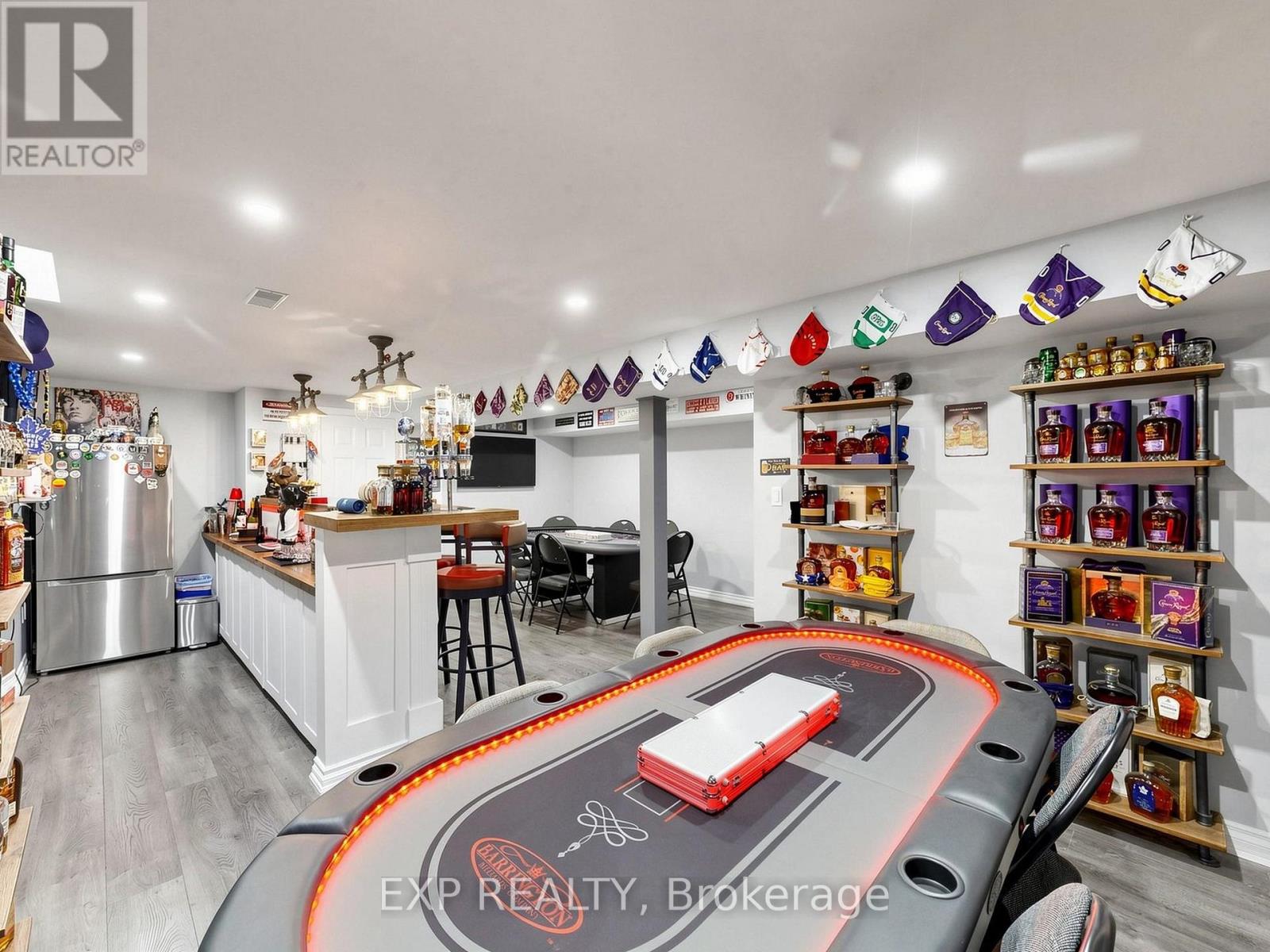 9 CARNESS CRESCENT - 30