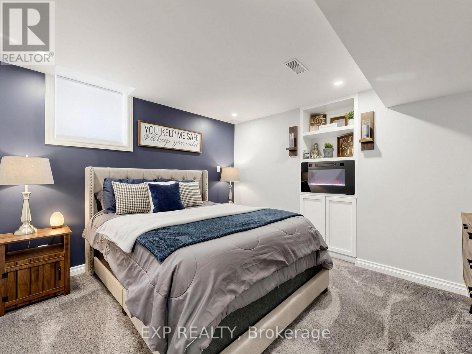 9 CARNESS CRESCENT - 34