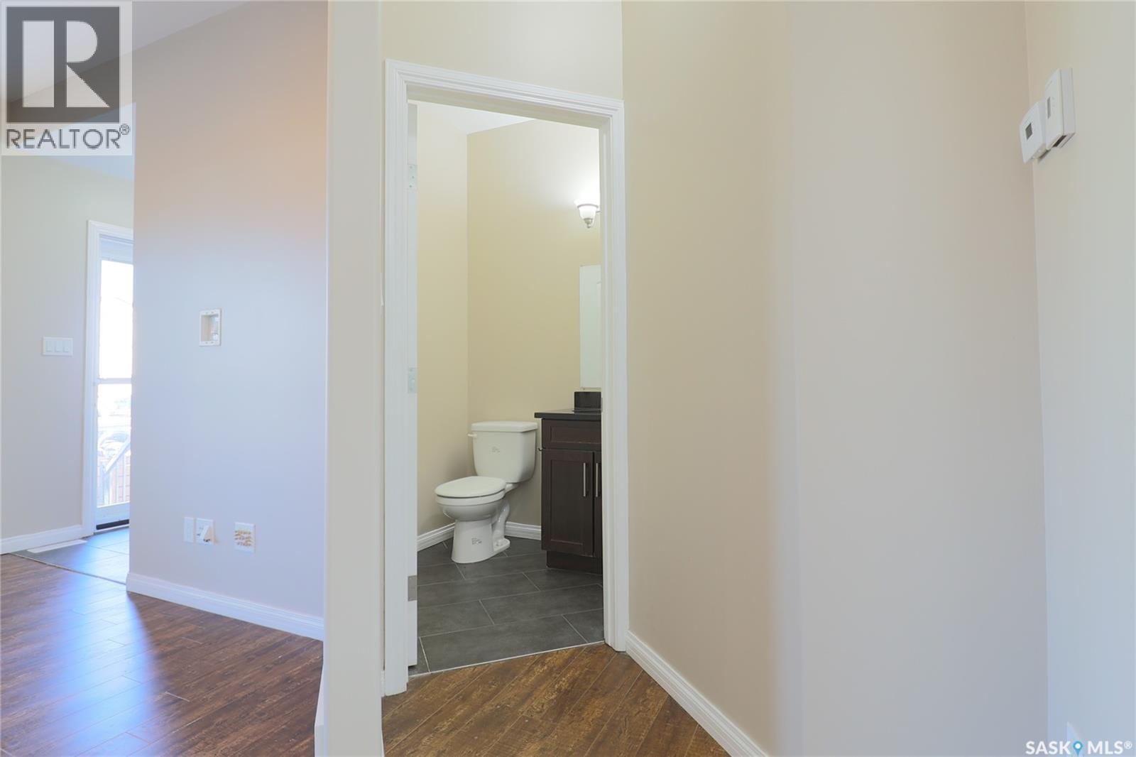 450 Geary CRESCENT - Image 10