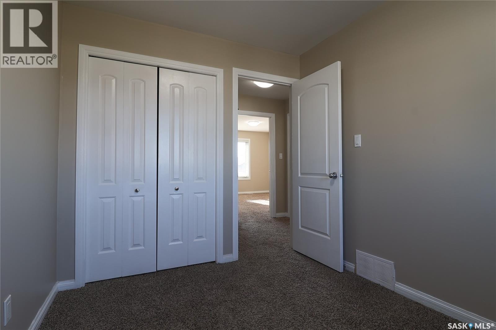 450 Geary CRESCENT - Image 45