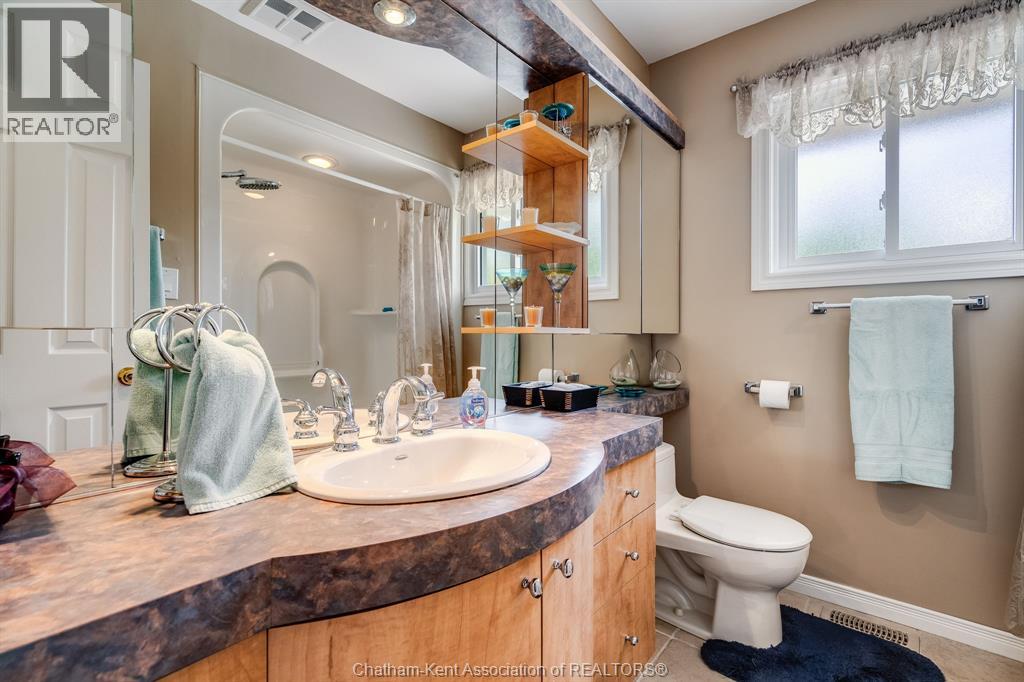 175 Sylvester DRIVE - Image 19