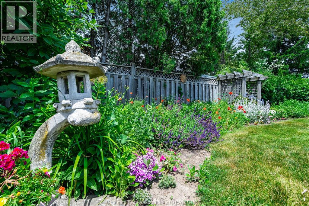 175 Sylvester DRIVE - Image 35
