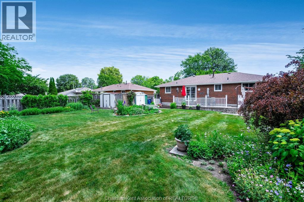 175 Sylvester DRIVE - Image 36