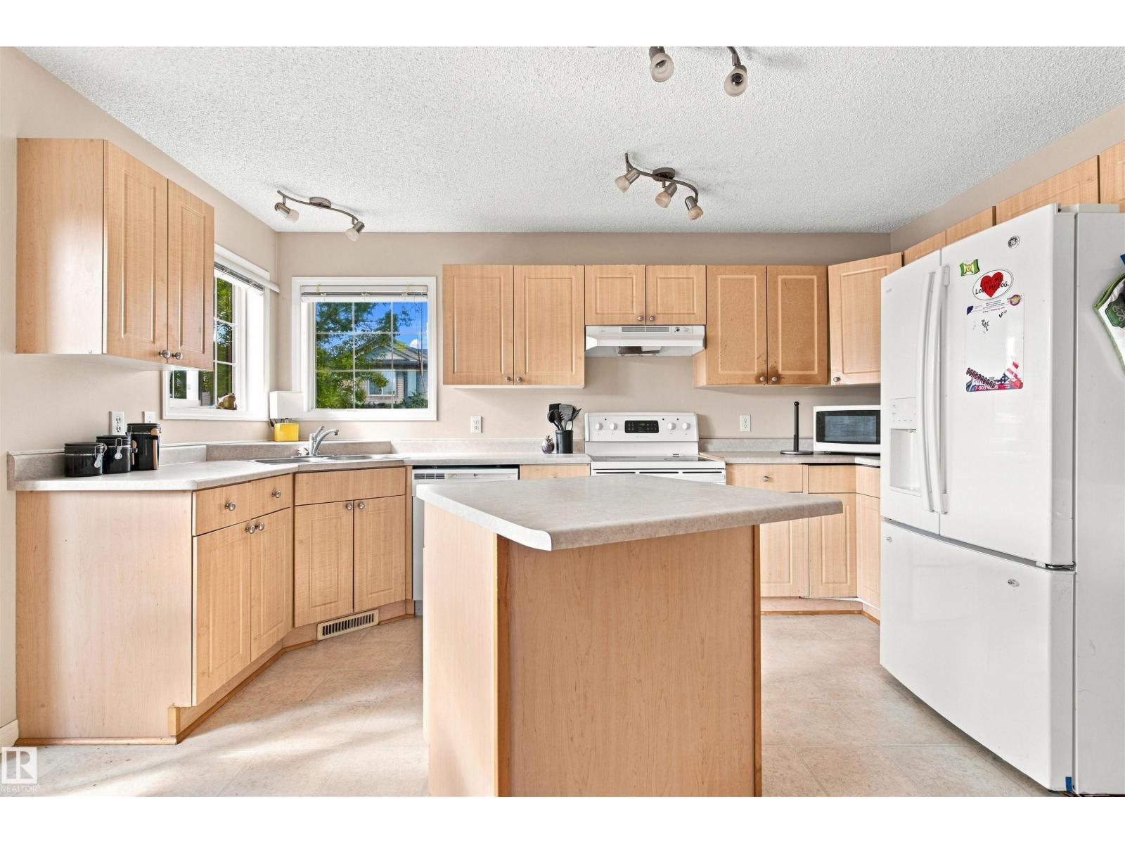 204 84 ST SW - Image 9