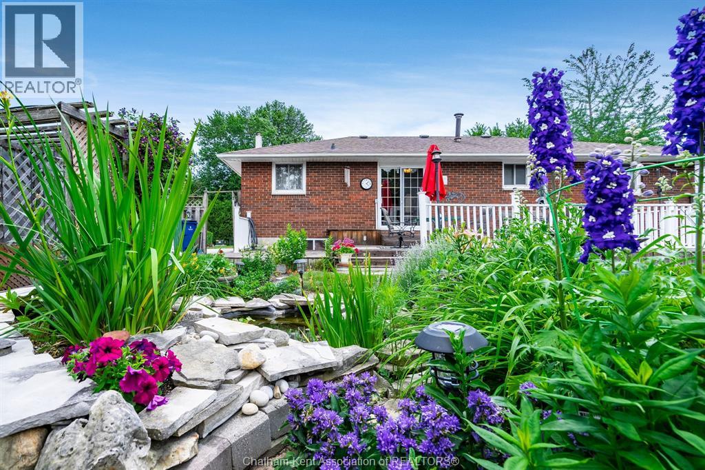175 Sylvester DRIVE - Image 42