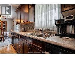 Kitchen - 175 Sylvester Drive, Chatham, ON N7M2B8 Photo 10