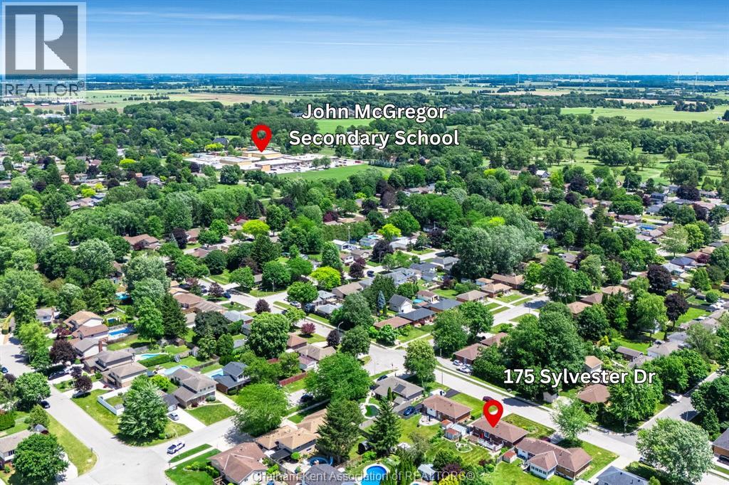175 Sylvester DRIVE - Image 44