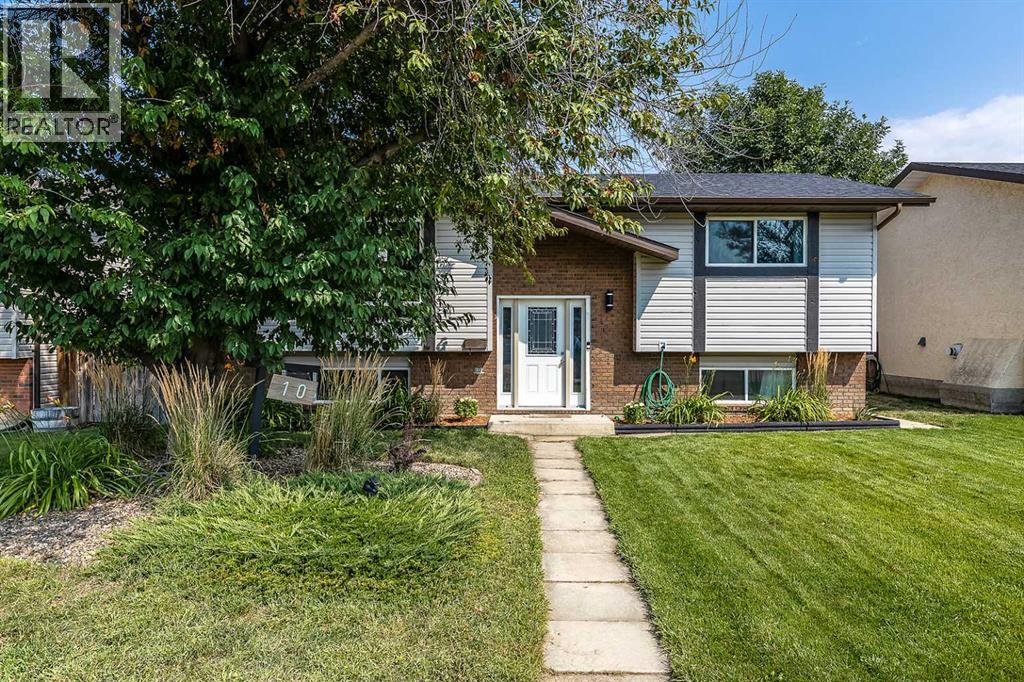 10 Chow Avenue SE - 1