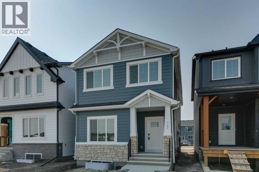 467 Buffaloberry Manor SE - 2