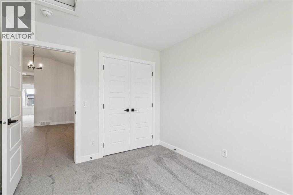 467 Buffaloberry Manor SE - 27