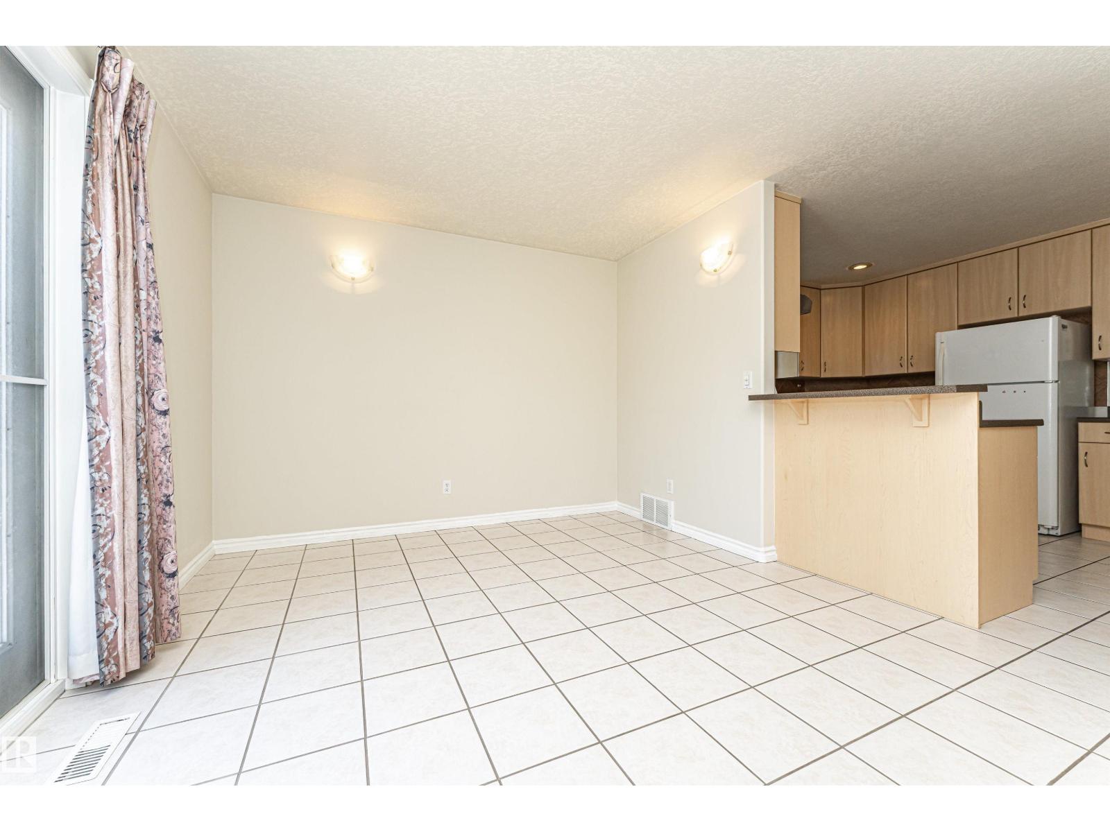 12241 93 ST NW - Image 18