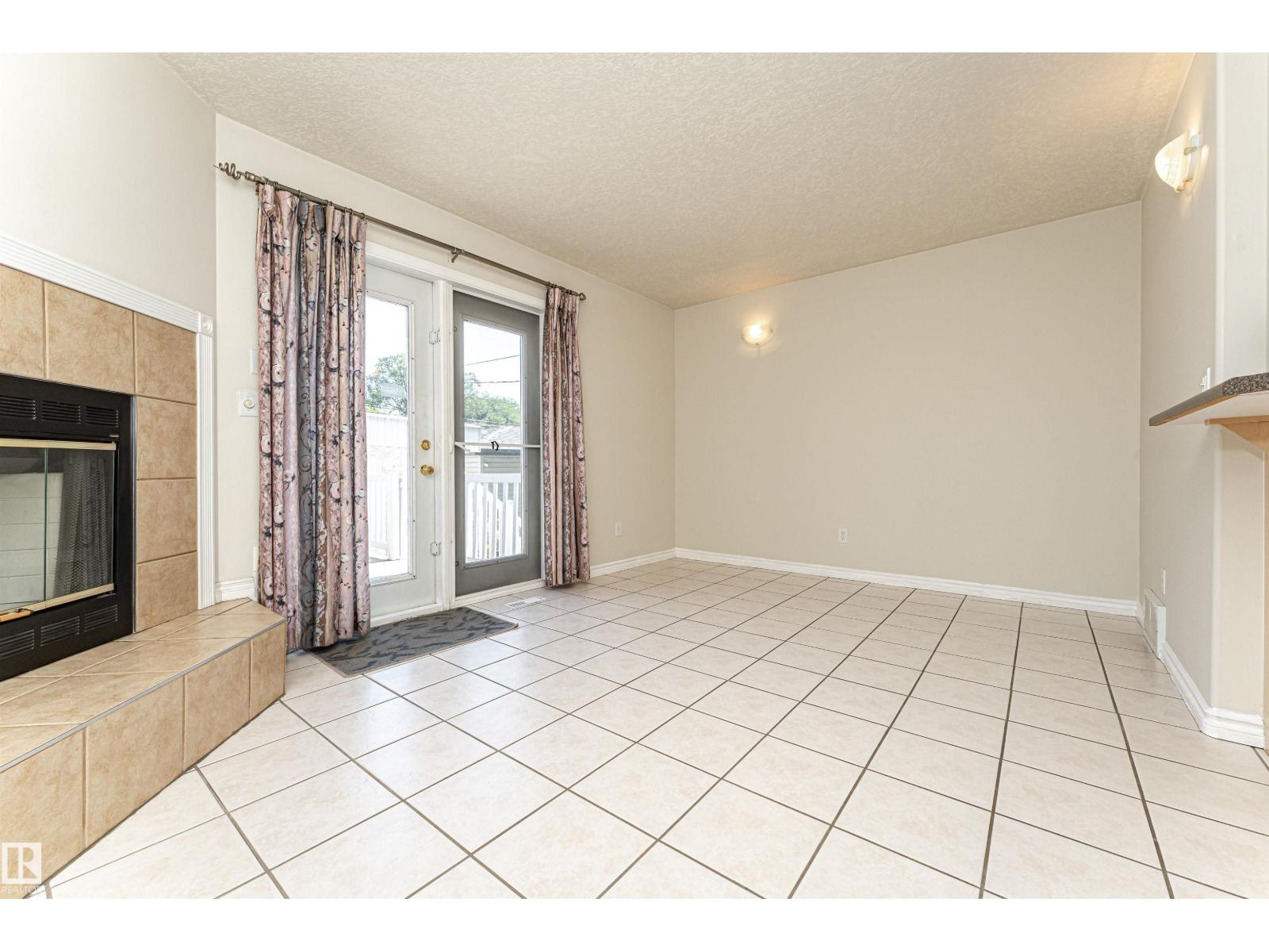 12241 93 ST NW - 19