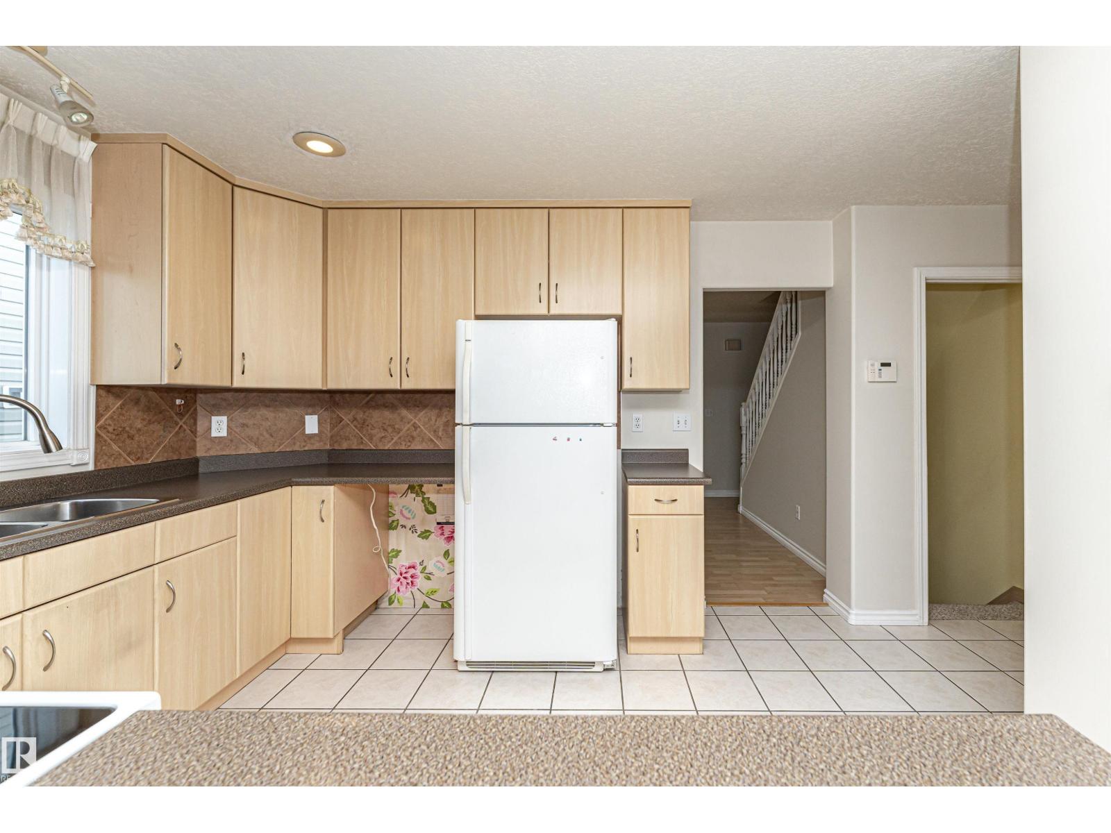 12241 93 ST NW - Image 17