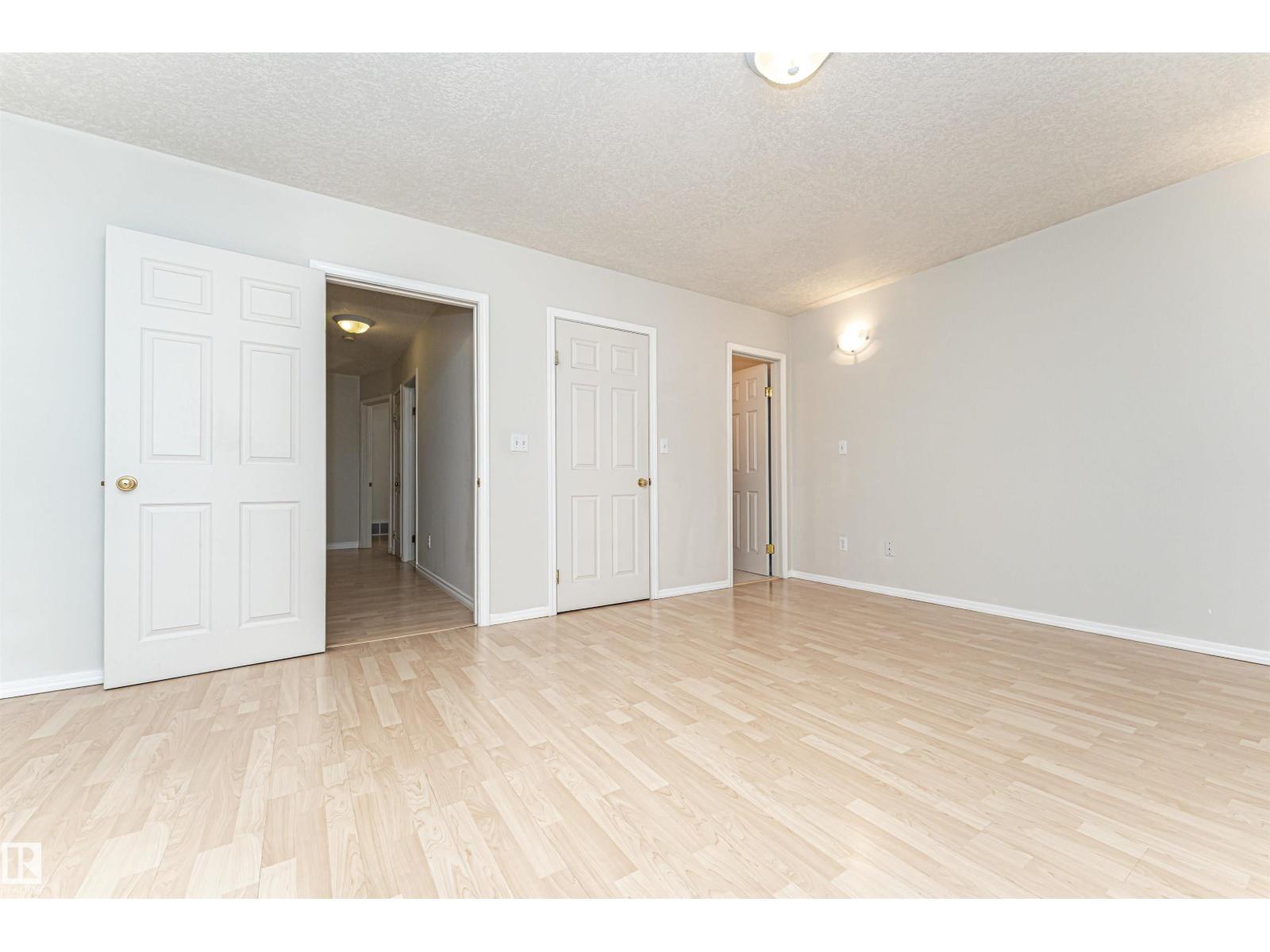 12241 93 ST NW - Image 32