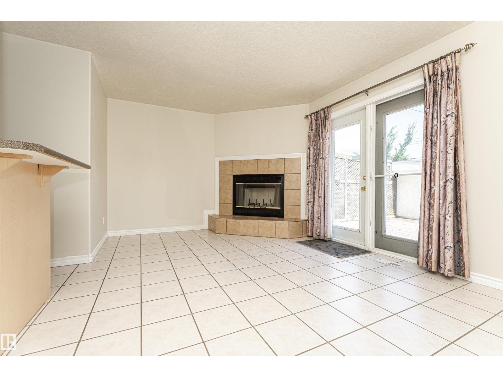 12241 93 ST NW - Image 20