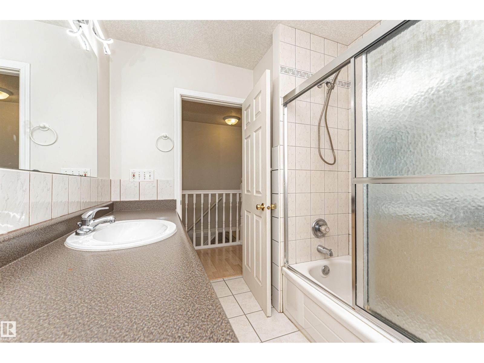 12241 93 ST NW - 29