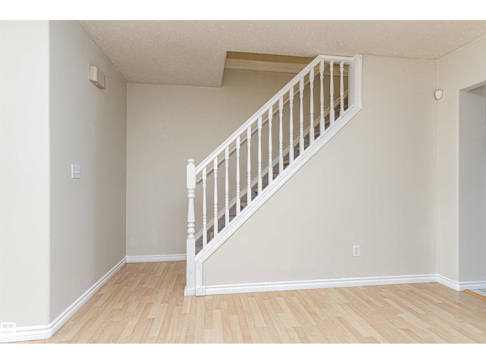 12241 93 ST NW - 24