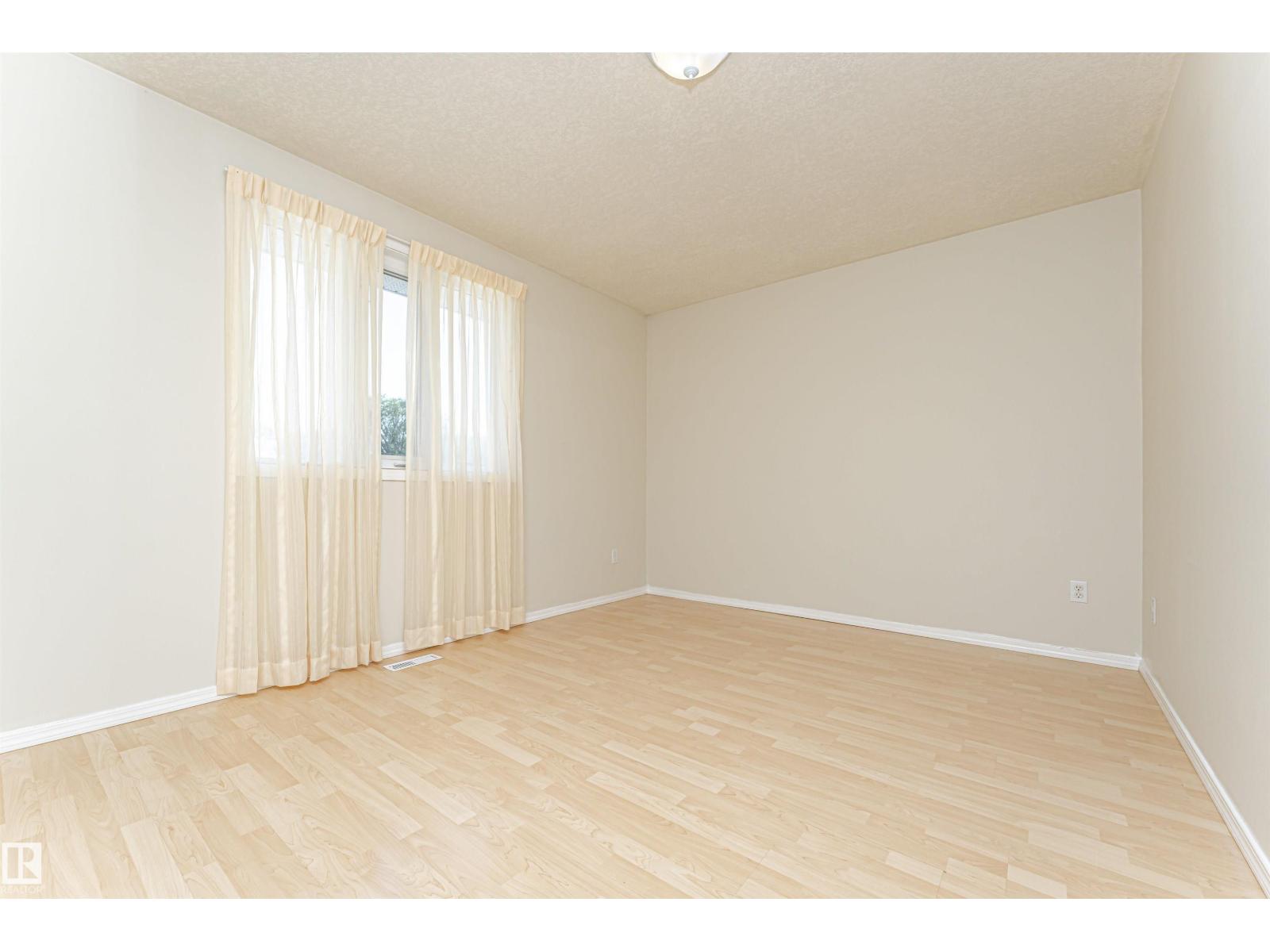 12241 93 ST NW - Image 38
