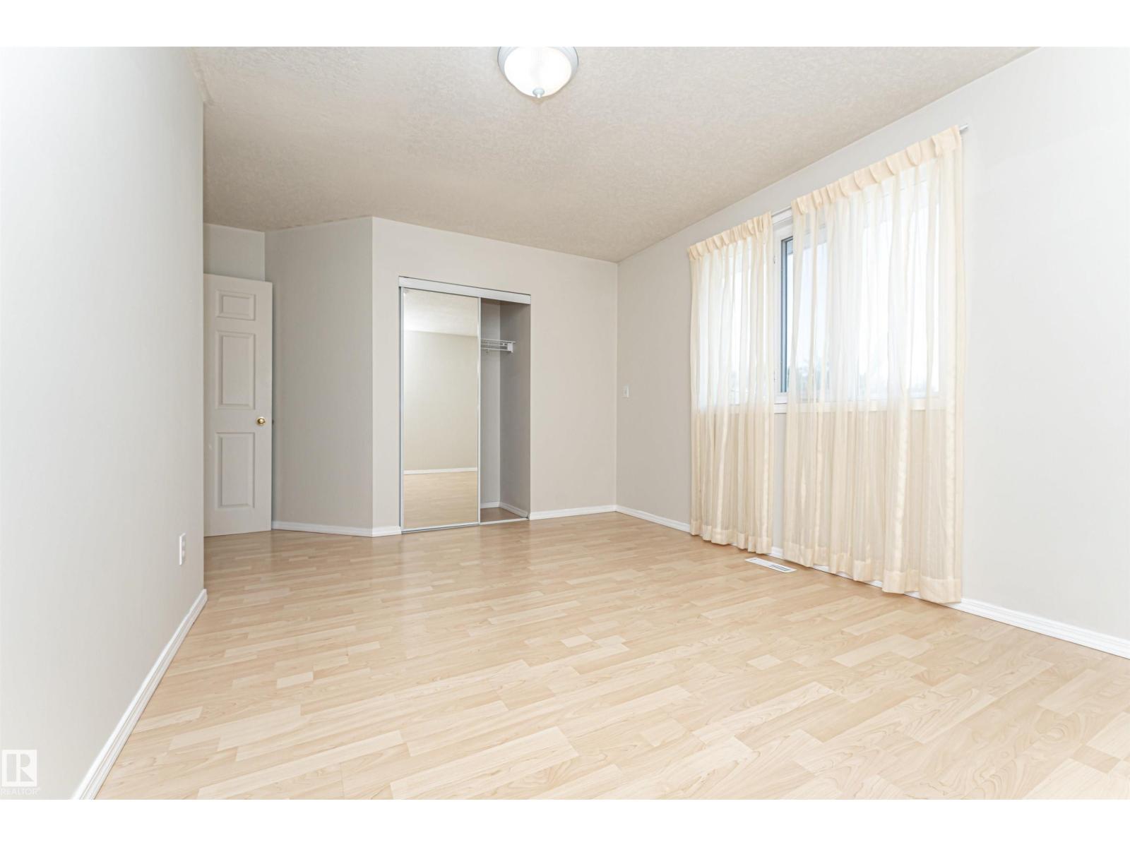 12241 93 ST NW - Image 39