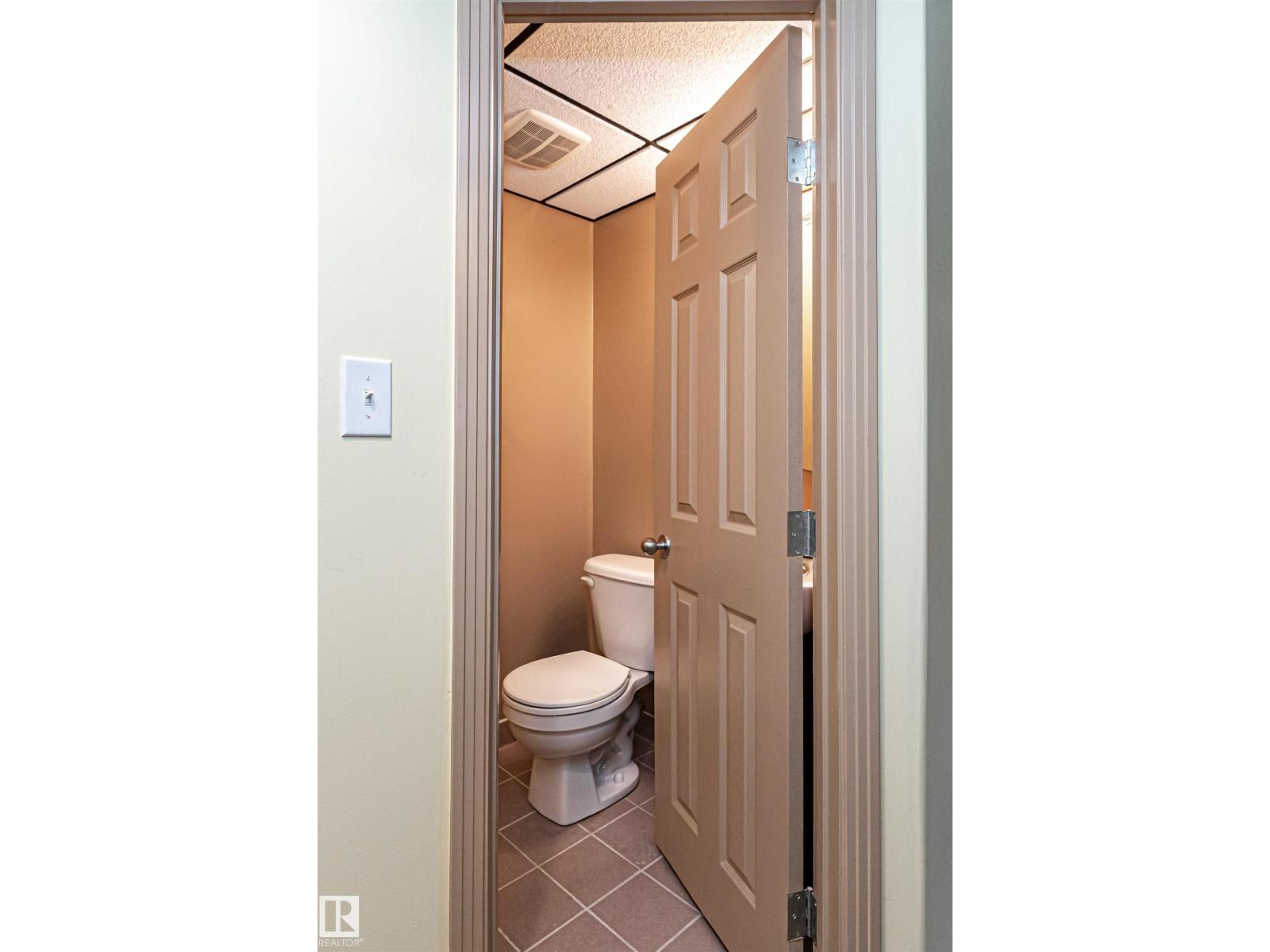 12241 93 ST NW - Image 49
