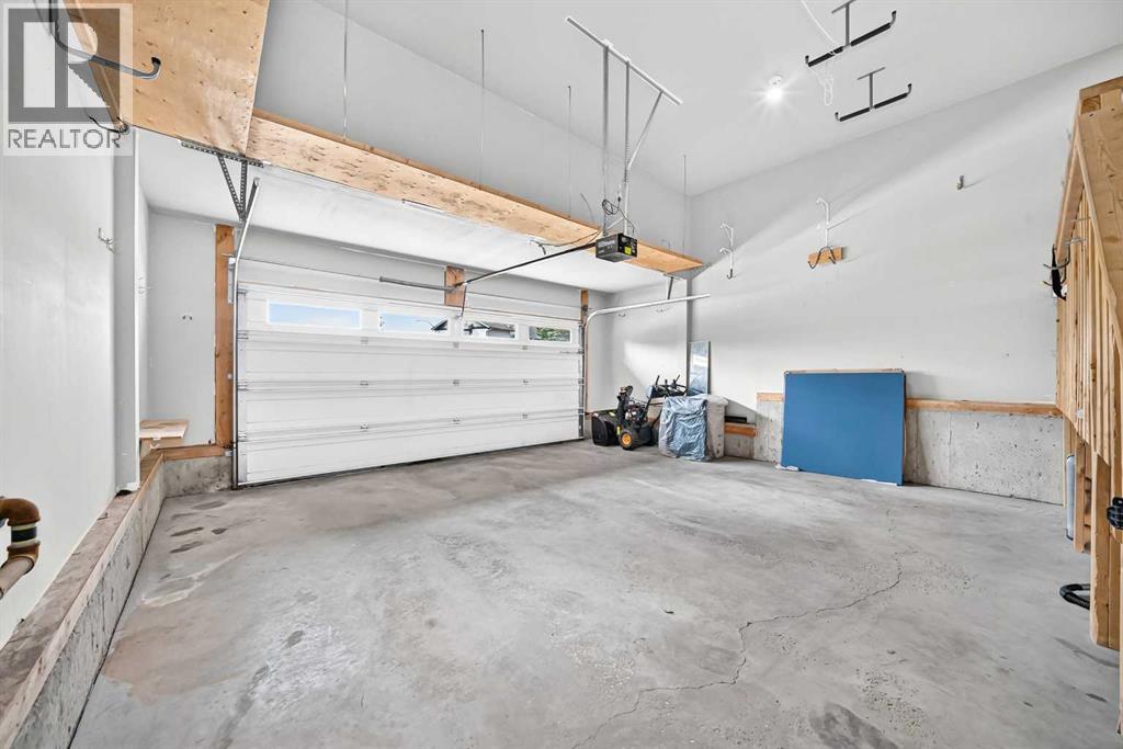 214 Royal Birch Heath NW - Image 31