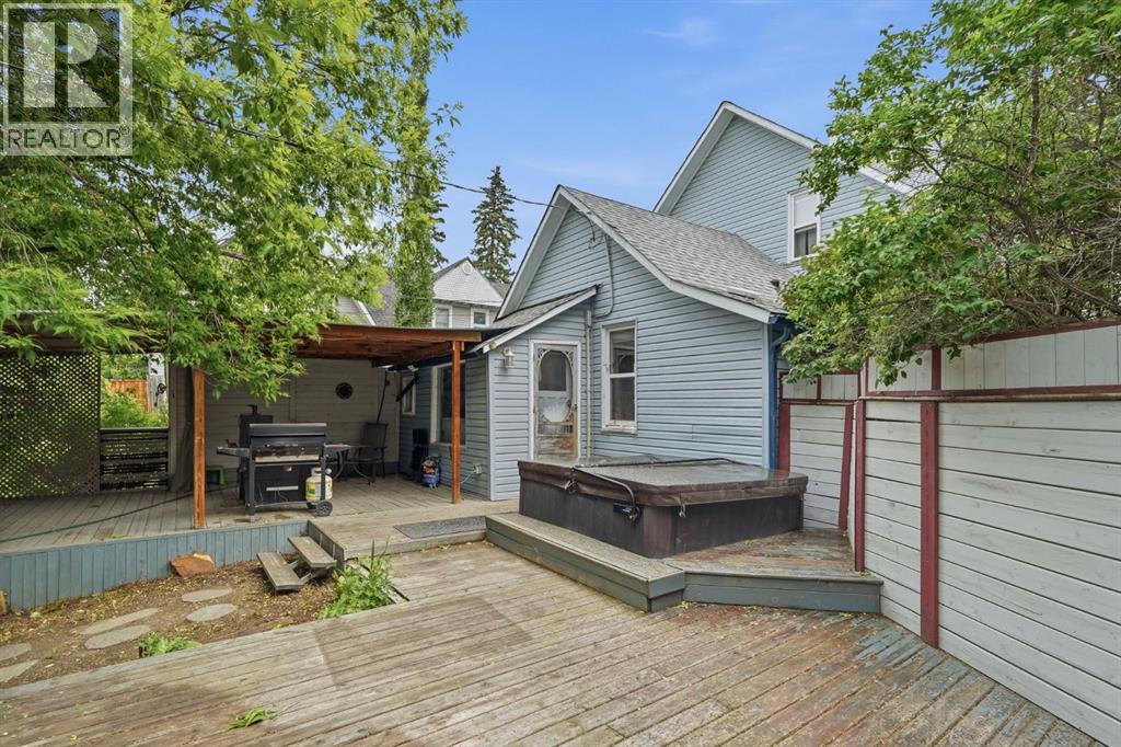 651 10 Avenue - Image 15