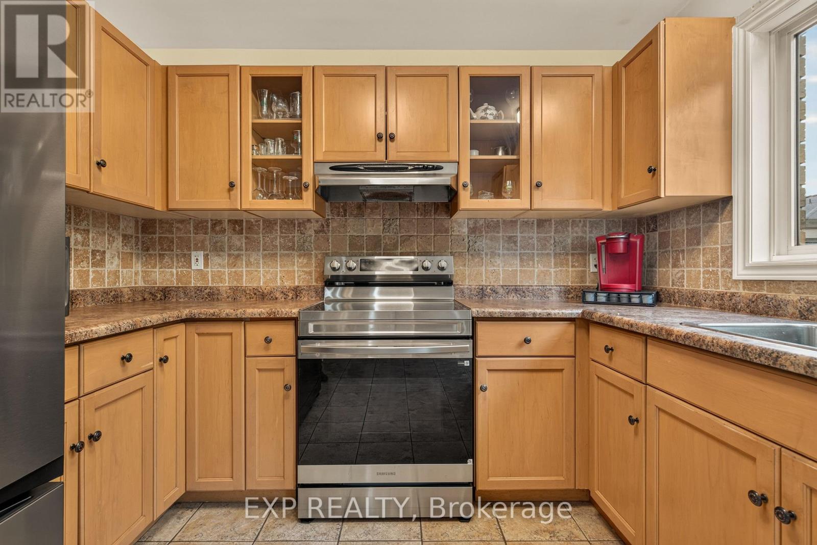 72 ETHERINGTON CRESCENT - Image 17