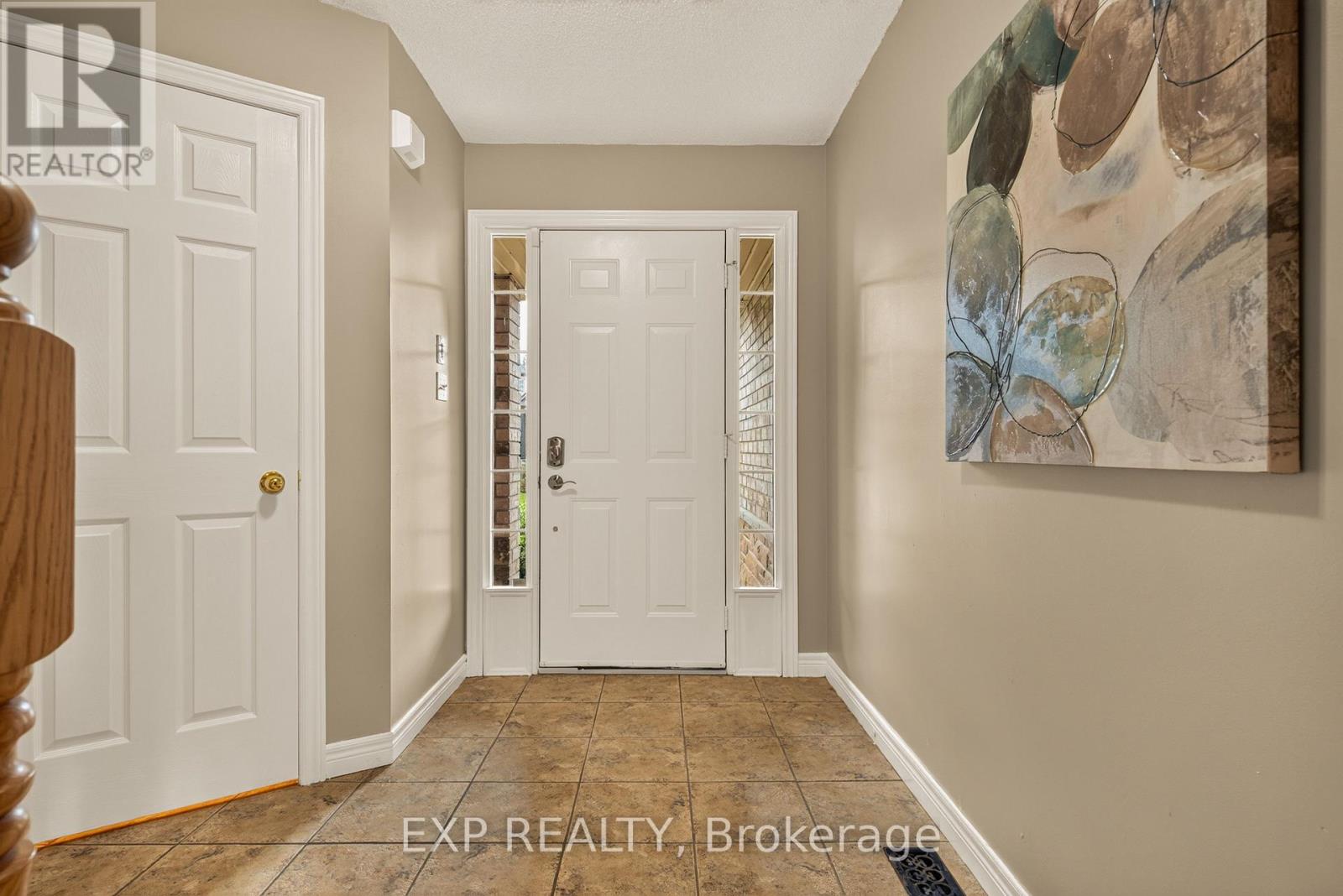 72 ETHERINGTON CRESCENT - 3