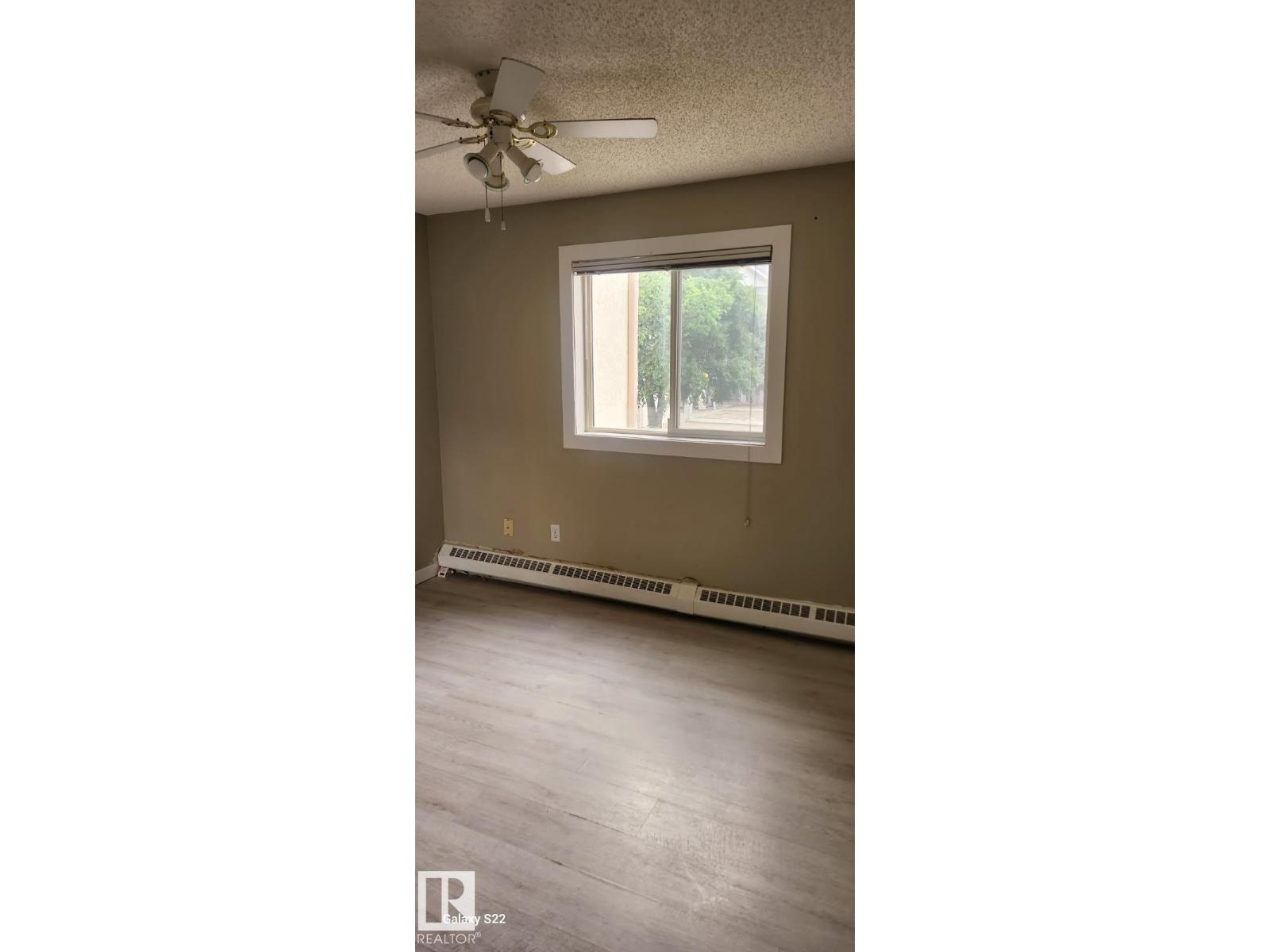 #204 11218 80 ST NW - 9