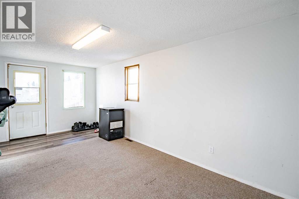 3, 5344 76 Street - 21