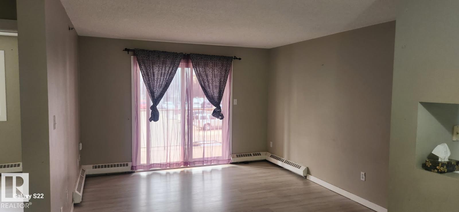 #204 11218 80 ST NW - 7