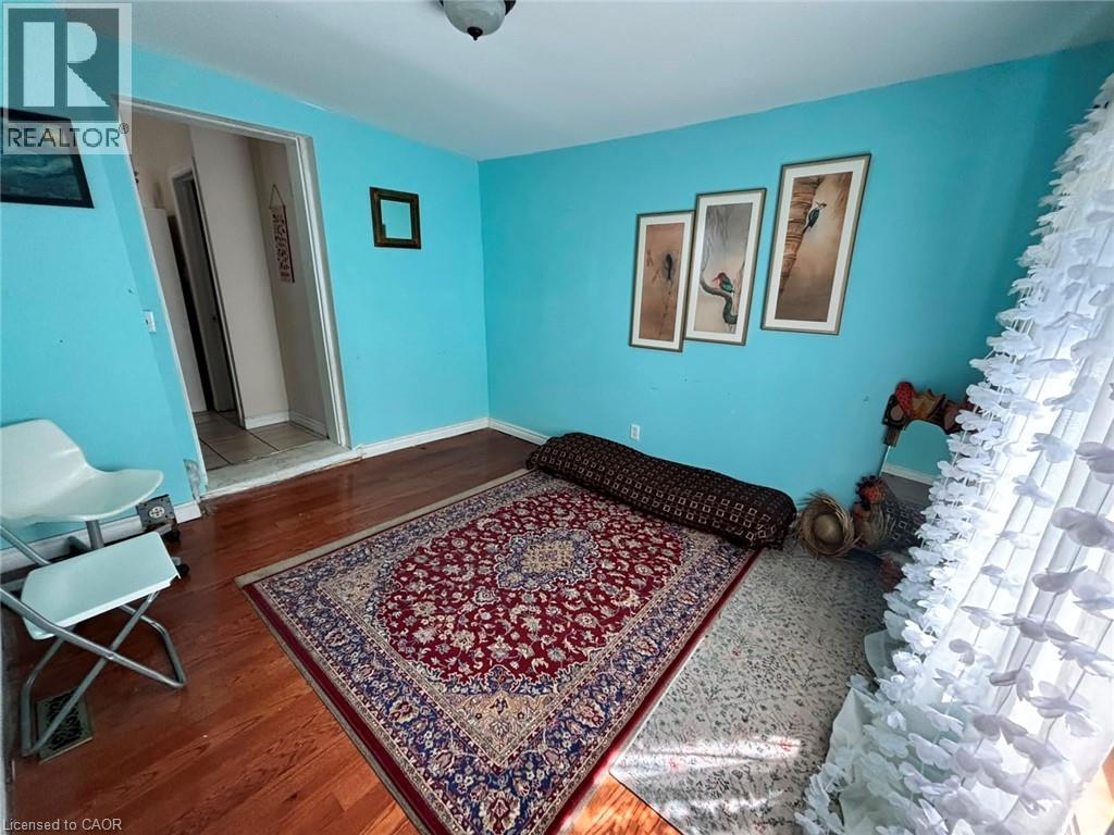 81 GREY Street - Image 18