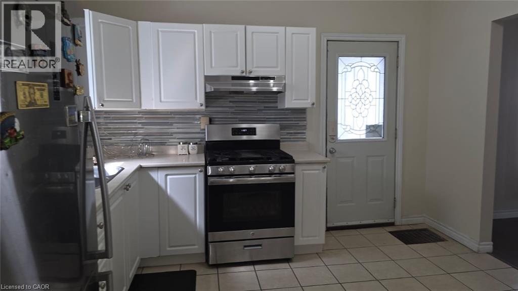 81 GREY Street - Image 11