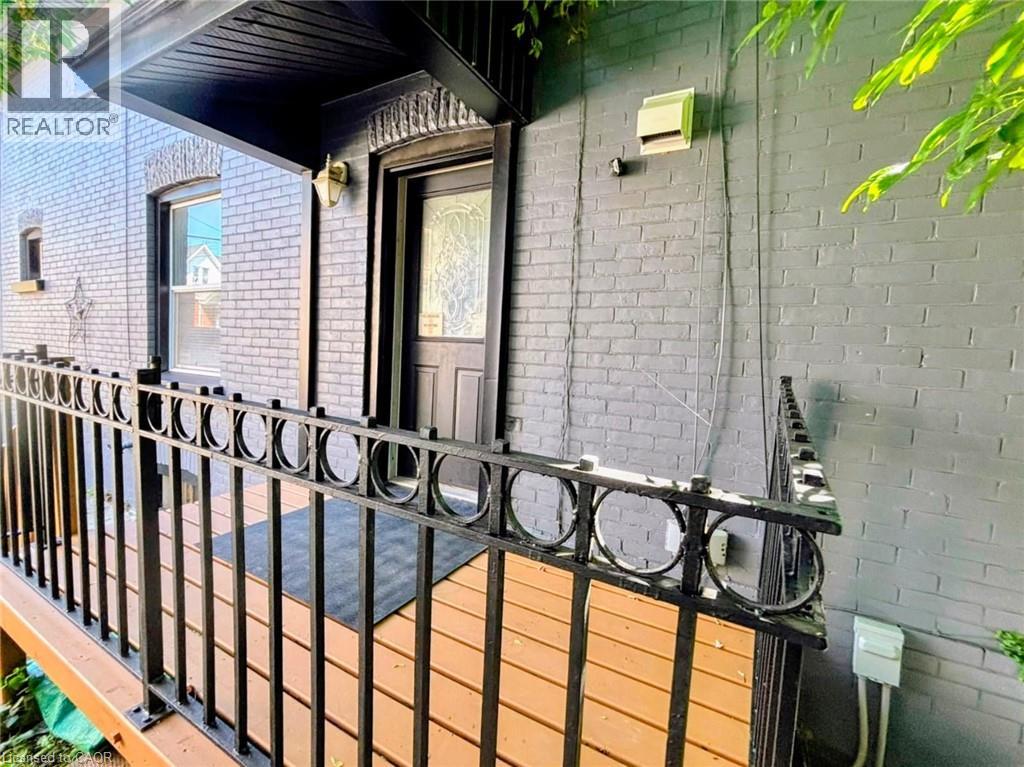 81 GREY Street - Image 39