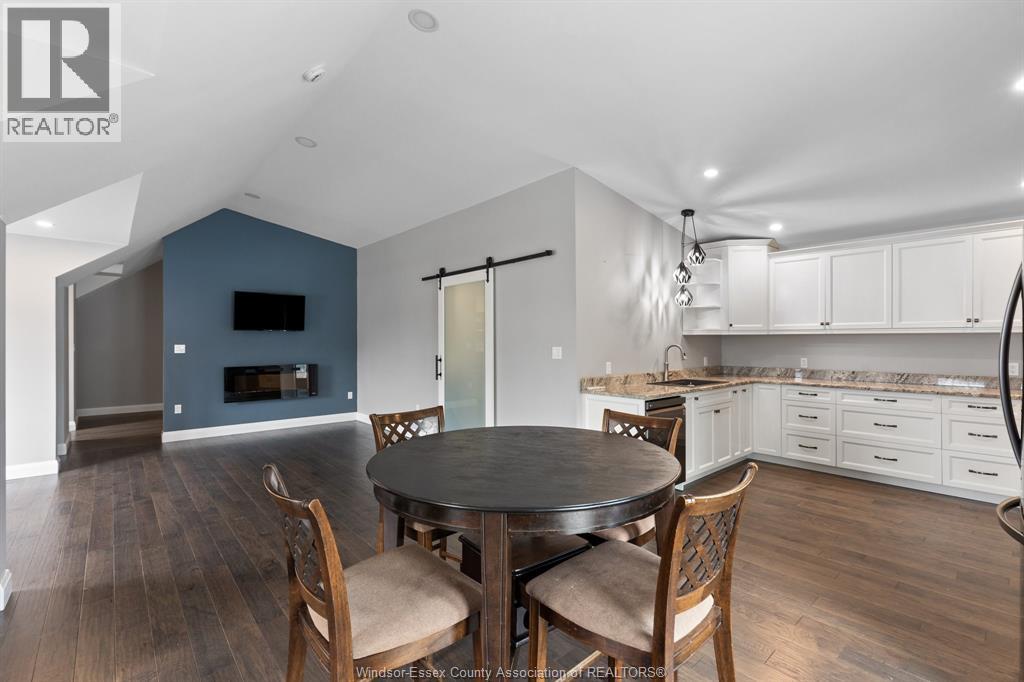 109 Albert Street — photo 41