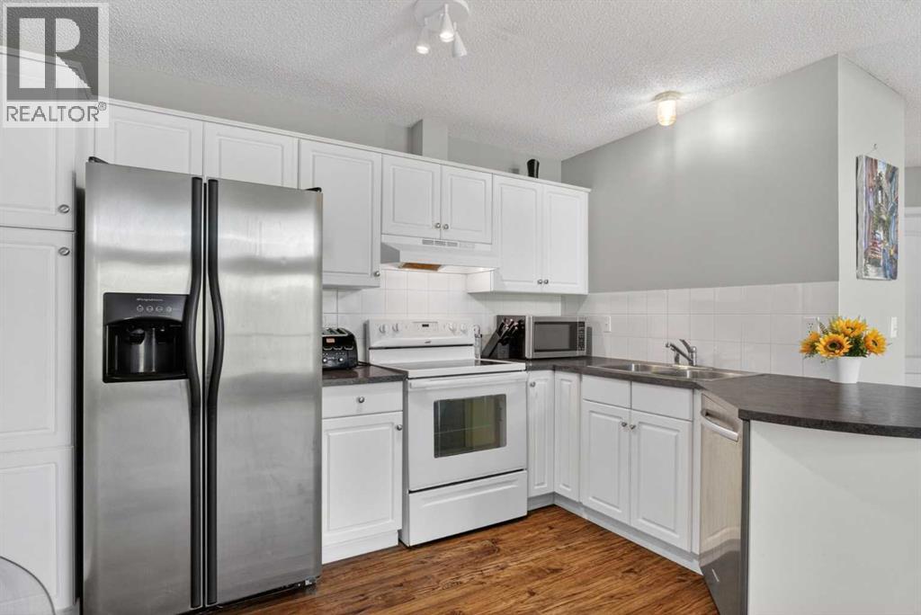 #418 10 Sierra Morena Mews SW - 14
