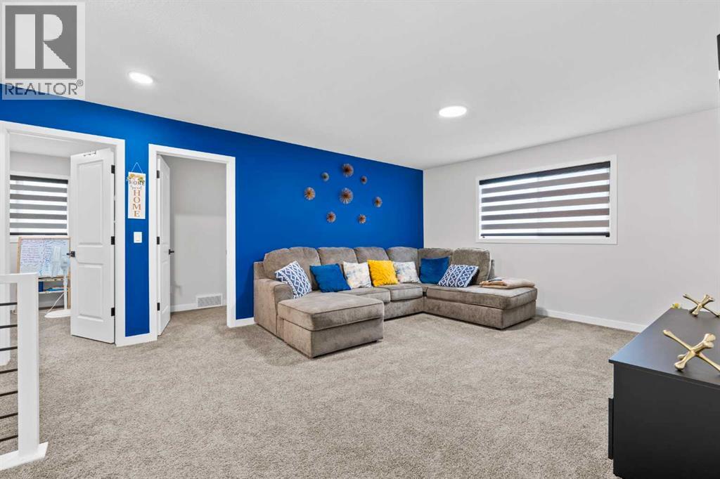 308 Coopersfield Rise SW - 25