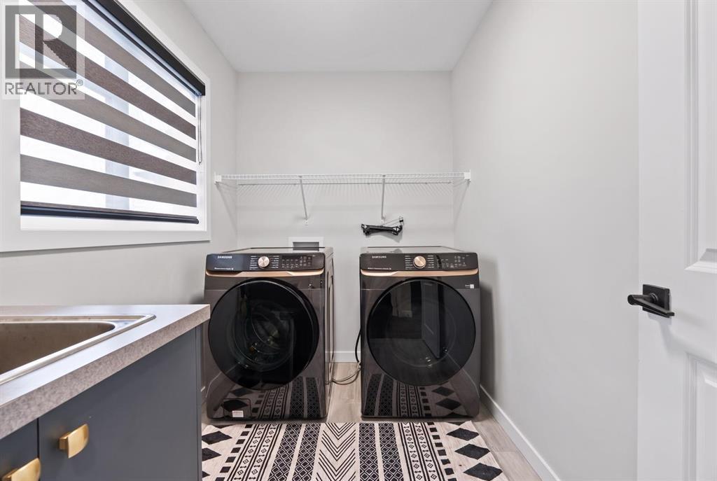 308 Coopersfield Rise SW - 24