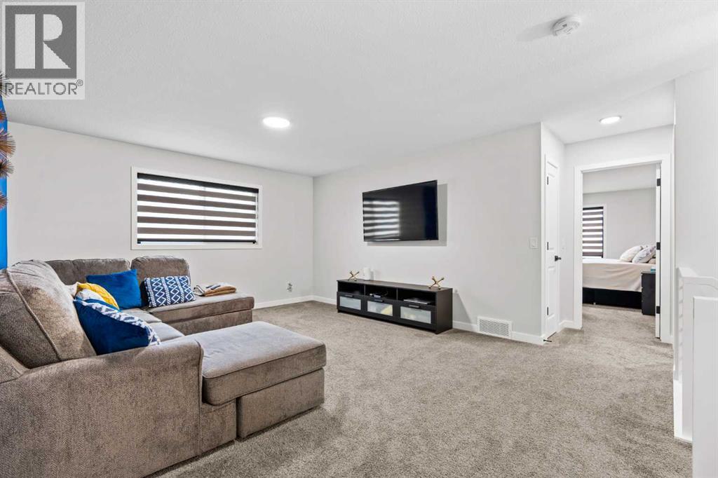 308 Coopersfield Rise SW - 29