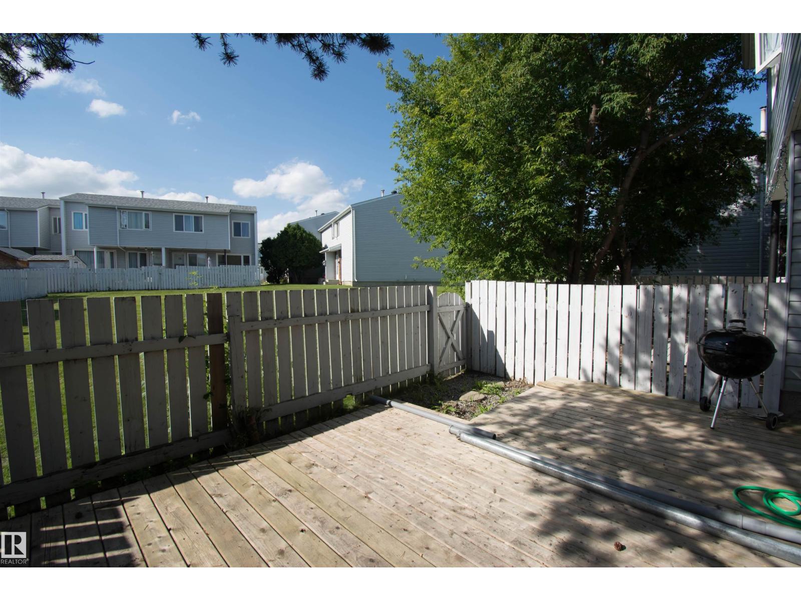 71 AMBERLY CT NW - 4