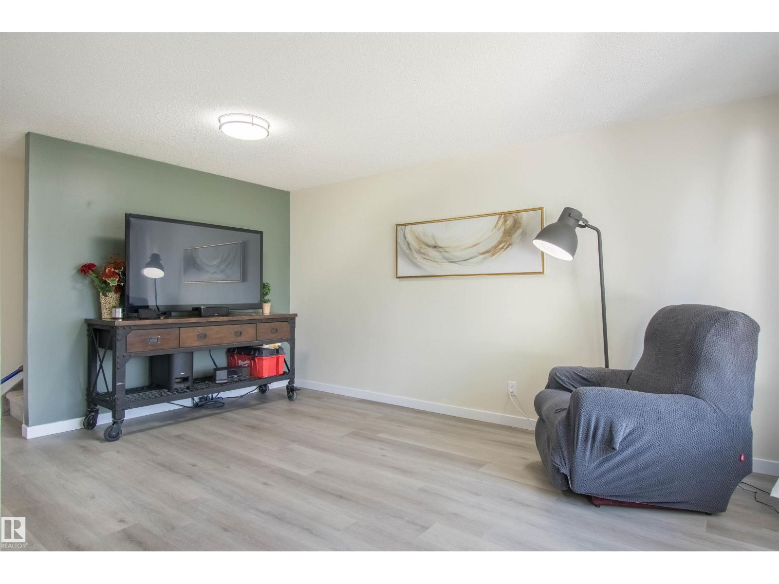 71 AMBERLY CT NW - 15
