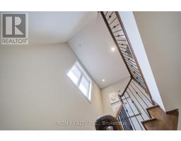 33 Mazarine Lane, Richmond Hill, ON L4S0G2 Photo 12