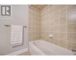 33 Mazarine Lane, Richmond Hill, ON L4S0G2 Photo 32
